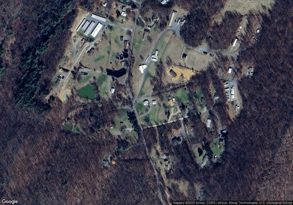 560 Sir Johns Run Rd, Berkeley Springs, WV 25411 - photo 1