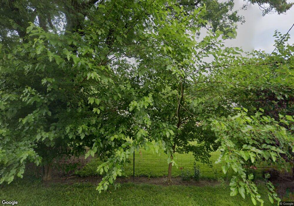 1517 Riverside Dr, Anderson, IN 46016 - photo 1