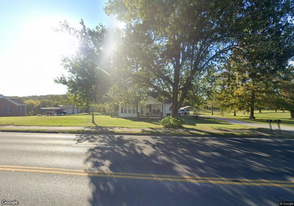 1512 S Cannon Blvd, Shelbyville, TN 37160 - photo 1