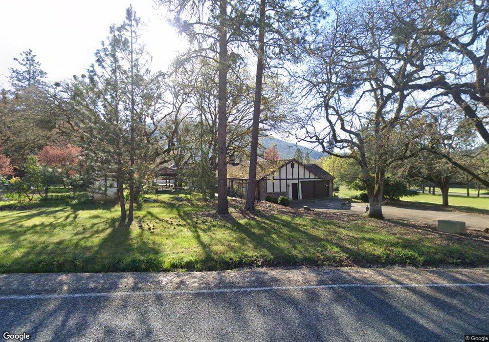 135 Horseshoe Dr, Grants Pass, OR 97526 - photo 1