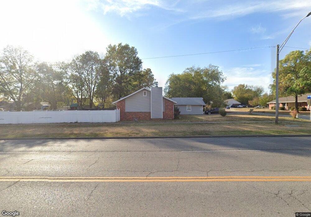 705 W Utica St, Broken Arrow, OK 74011 - photo 1