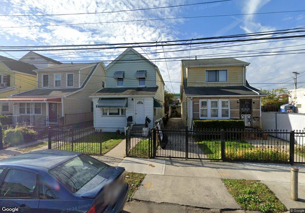 121-26 Irwin Place, Jamaica, NY 11434 - photo 1