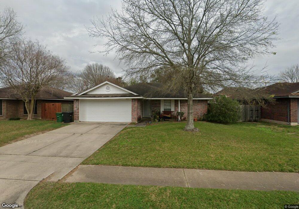 9715 Blackhawk Blvd, Houston, TX 77075 - photo 1