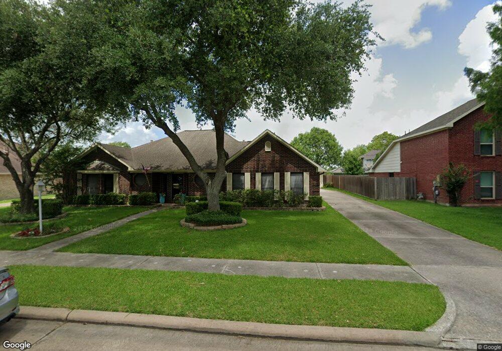 2008 Stapleton Dr, Friendswood, TX 77546 - photo 1
