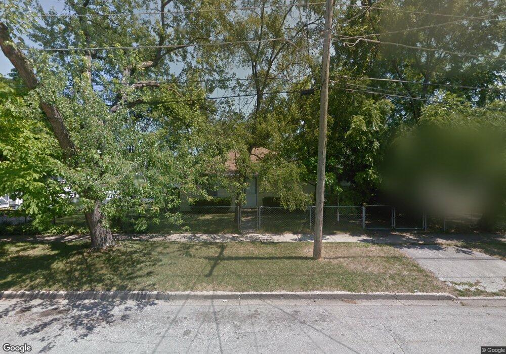 611 Walnut St, Waukegan, IL 60085 - photo 1