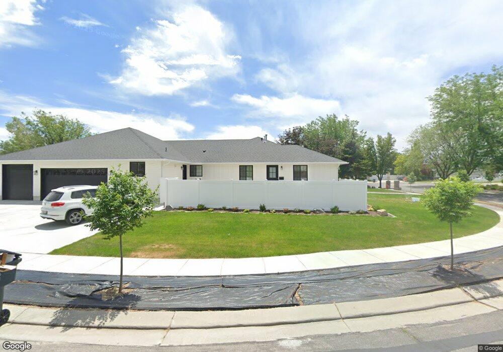 2053 W 10695 S, South Jordan, UT 84095 - photo 1