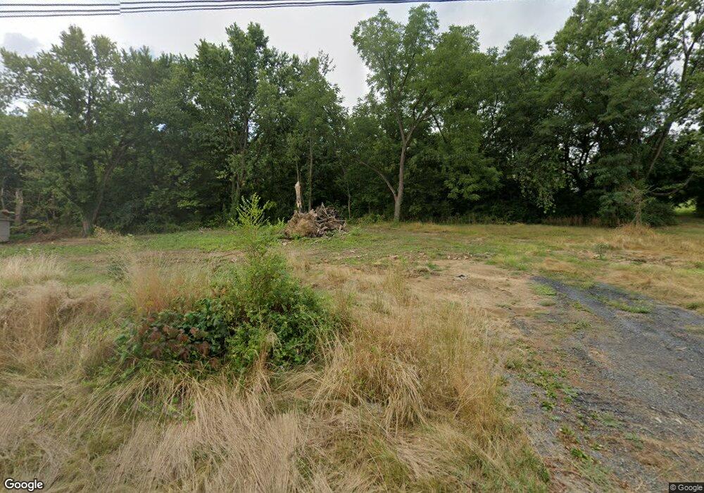 39 W Duck St, Front Royal, VA 22630 - photo 1