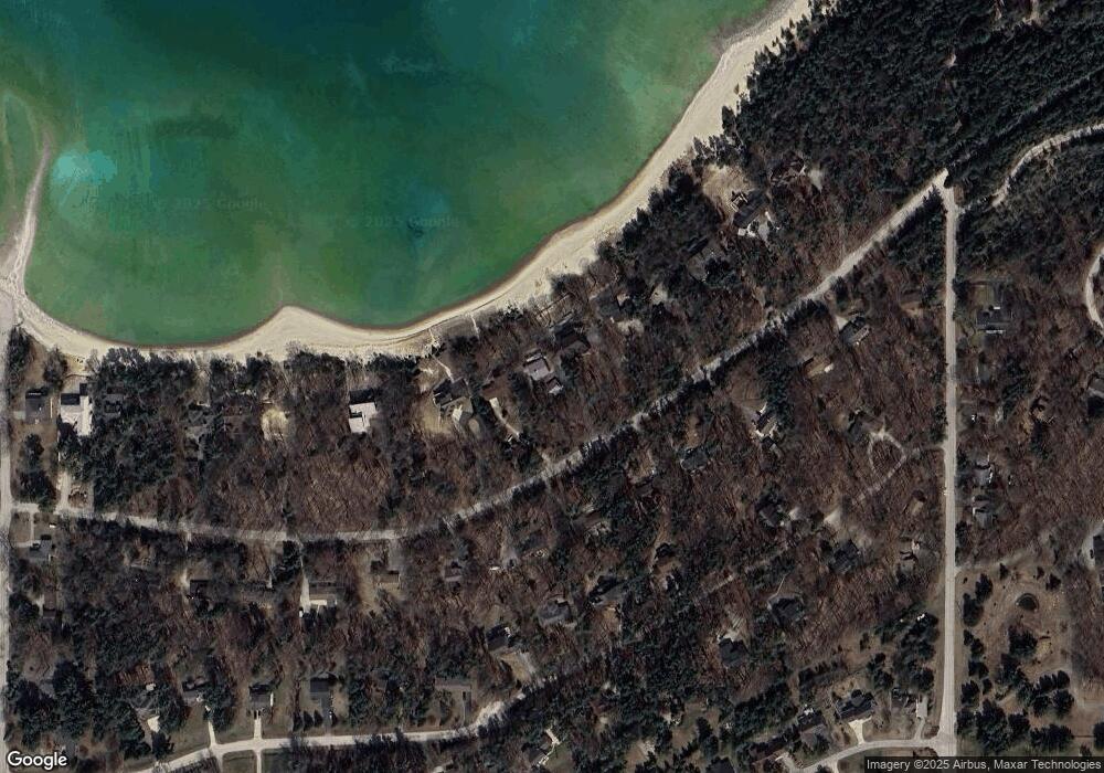 12735 Pa Be Shan Ln unit PVT, Charlevoix, MI 49720 - photo 1