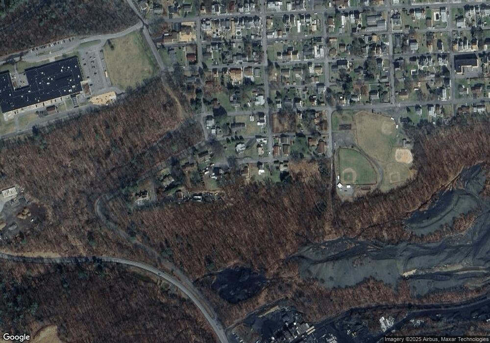 1514 Hill St, Coal Township, PA 17866 - photo 1