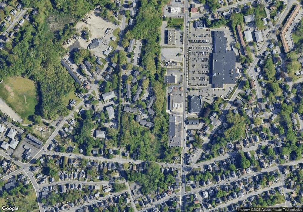 371 Aiken Ave unit 14, Lowell, MA 01850 - photo 1