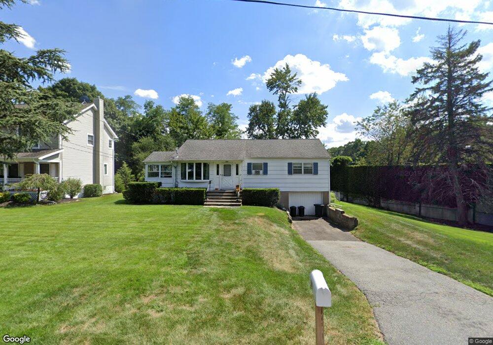 998 Pines Terrace, Franklin Lakes, NJ 07417 - photo 1