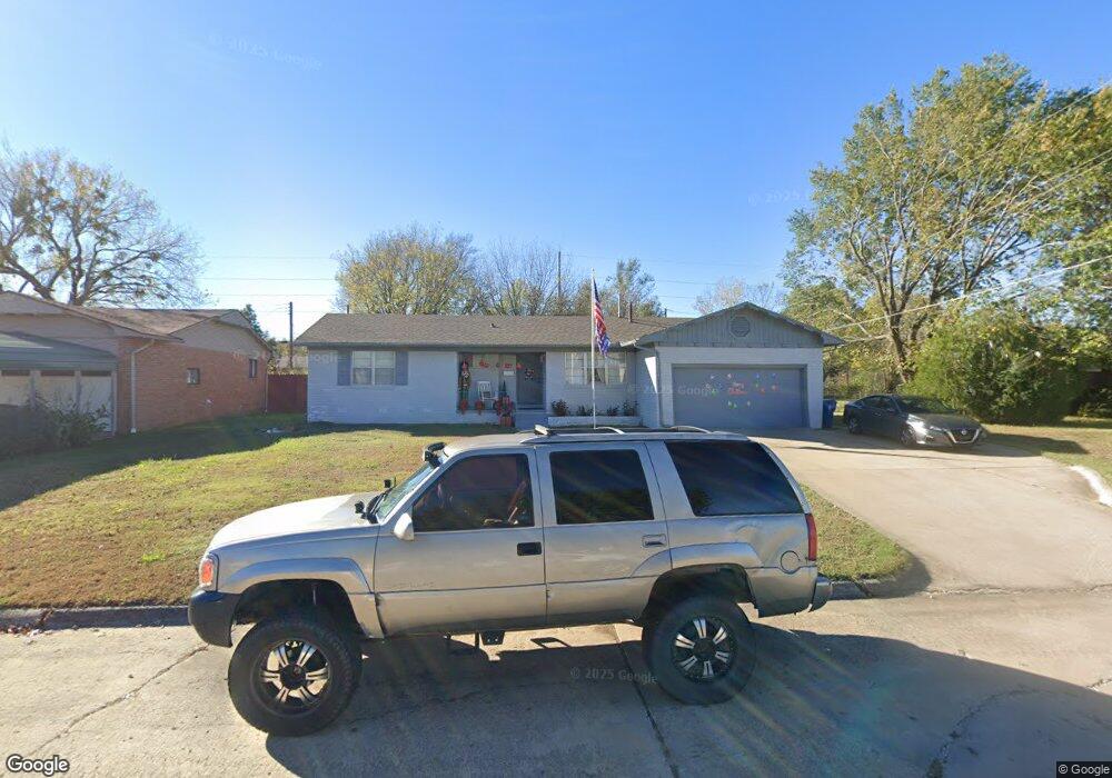 1401 S 10th St, McAlester, OK 74501 - photo 1