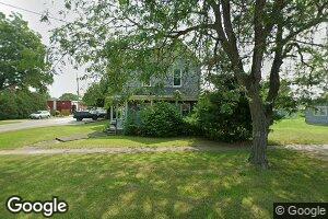 222 N Main St, Saint Elmo, IL 62458