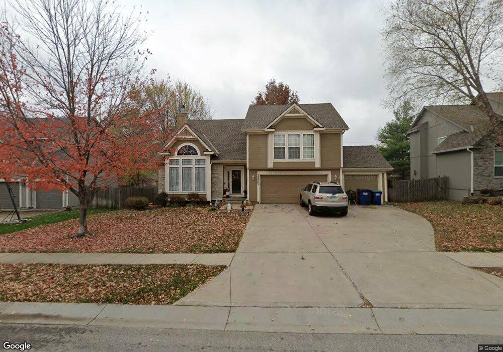 23705 W 54th Terrace, Shawnee, KS 66226 - photo 1