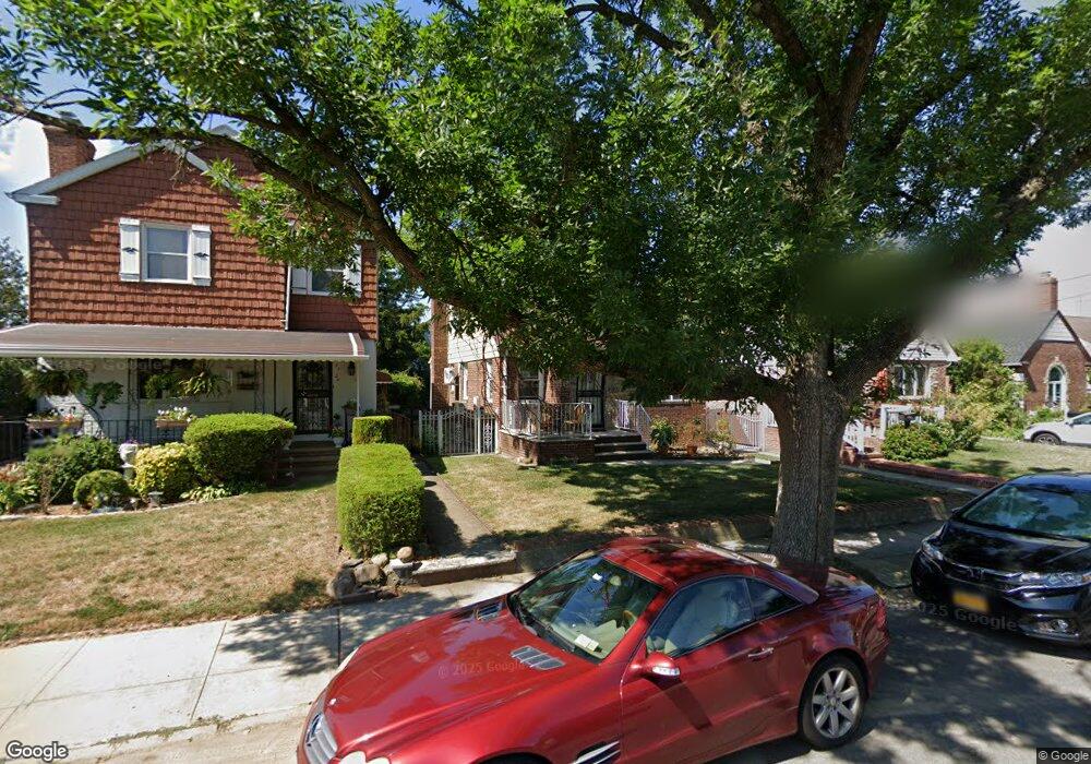 2722 200th St, Bayside, NY 11360 - photo 1