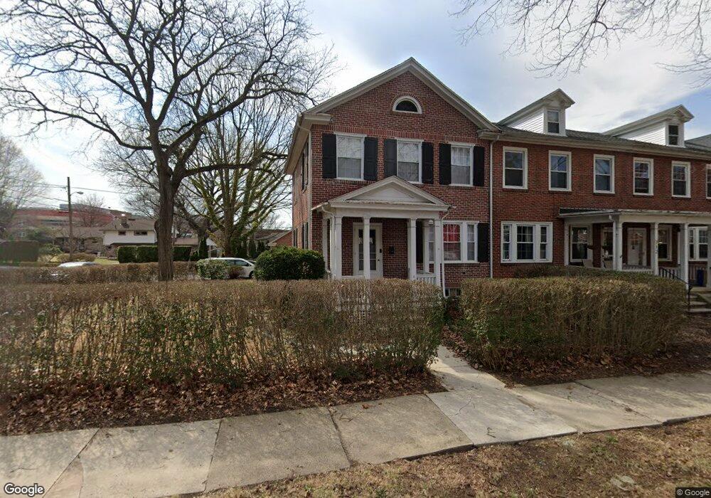 710 Wayne Ave, Reading, PA 19611 - photo 1