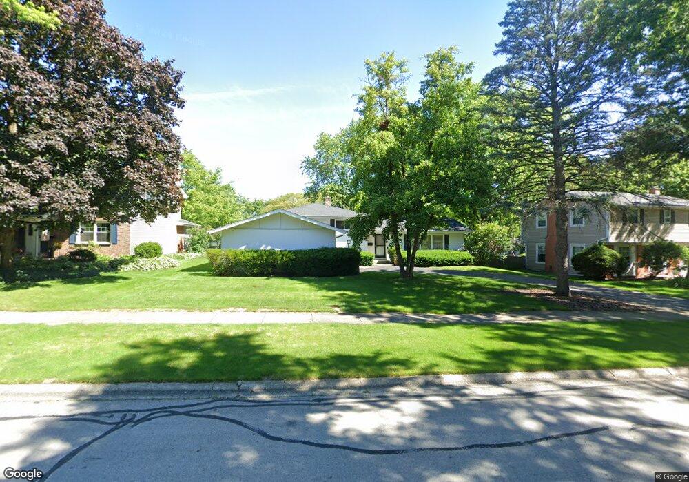 117 Sylvia Ln, Naperville, IL 60540 - photo 1