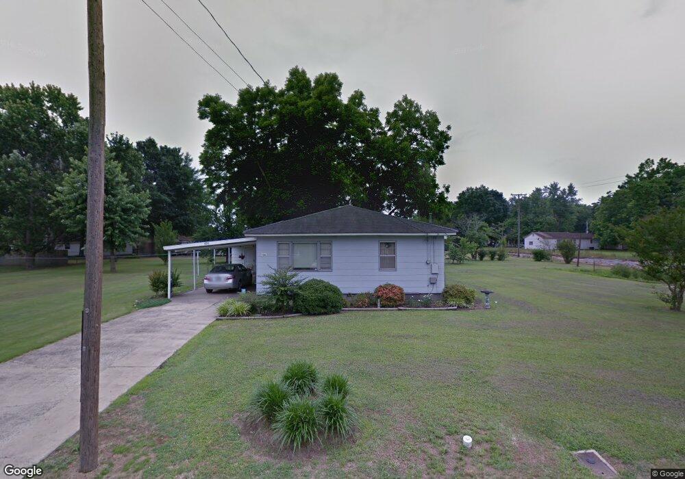 506 E 11th St, Stuttgart, AR 72160 - photo 1