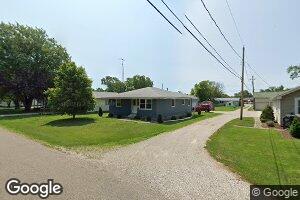 515 E Jackson Ave, Chrisman, IL 61924