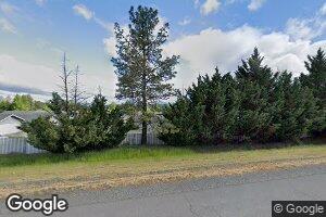 1891 Star Crest Dr, Grants Pass, OR 97527