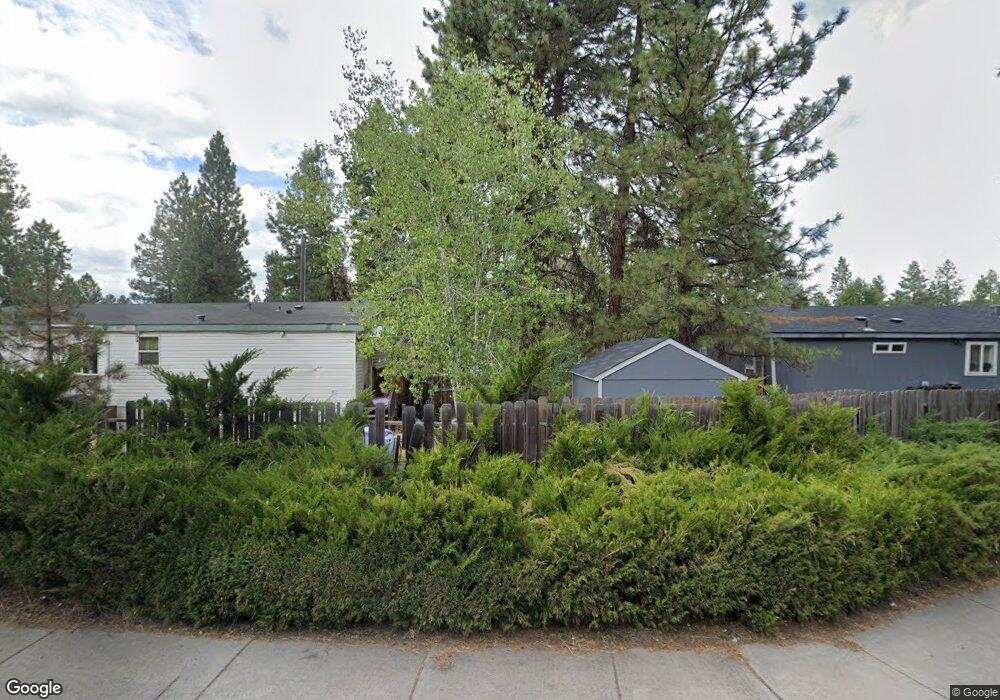 19836 Fennic Ct, Bend, OR 97702 - photo 1