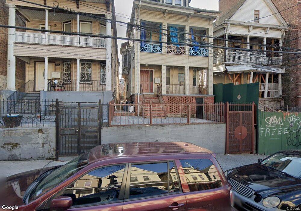 2702 Bainbridge Ave, Bronx, NY 10458 - photo 1