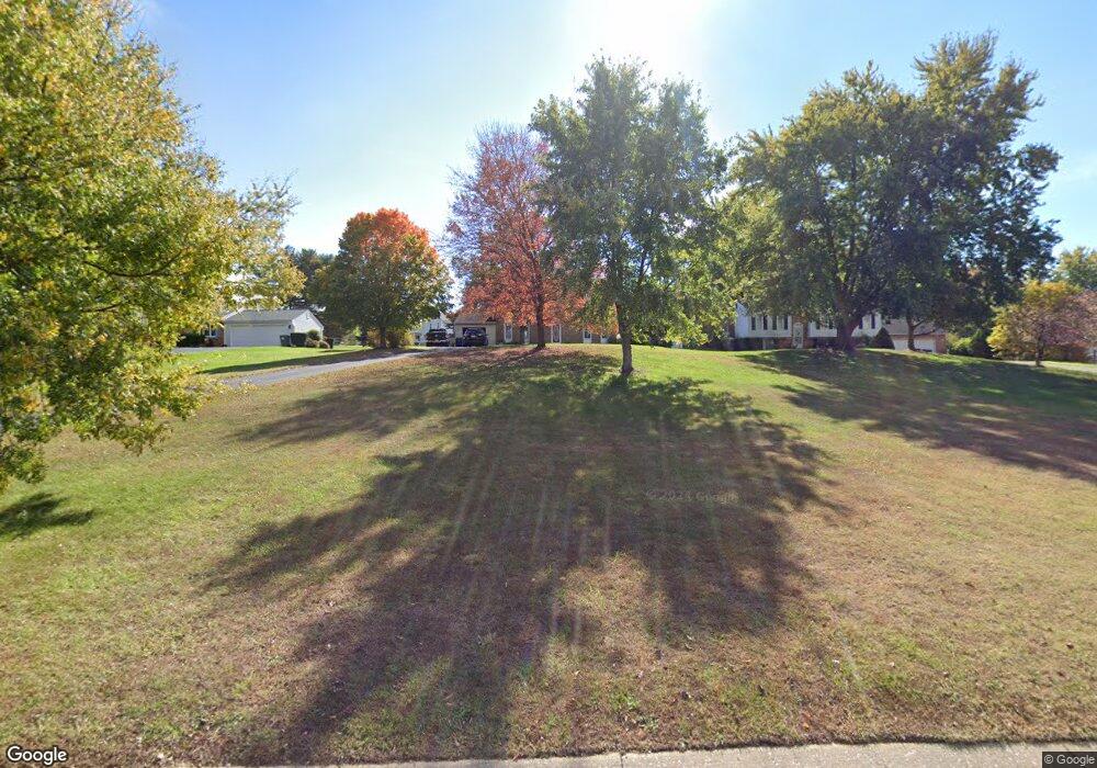 705 Covington Ct, Sykesville, MD 21784 - photo 1