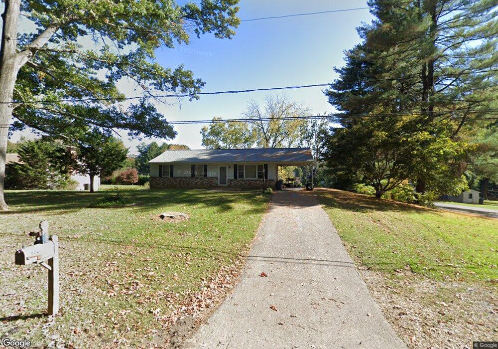 6027 Emerald Ln, Sykesville, MD 21784 - photo 1