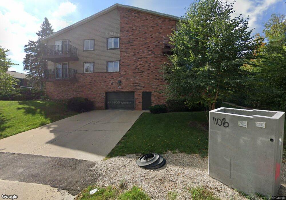 N84W16033 Menomonee Ave unit 200, Menomonee Falls, WI 53051 - photo 1