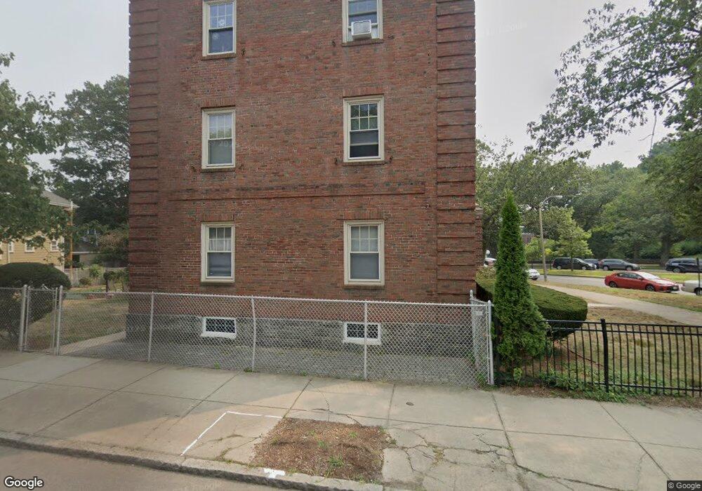 136 Arborway unit 6, Boston, MA 02130 - photo 1