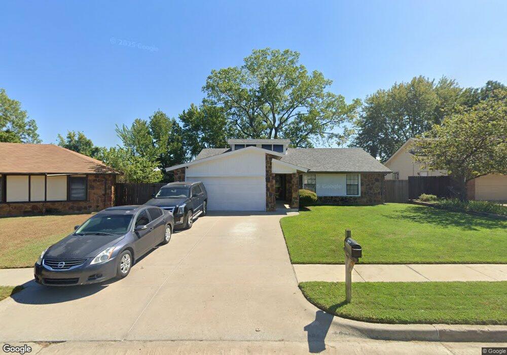 3017 S Ash Ave, Broken Arrow, OK 74012 - photo 1