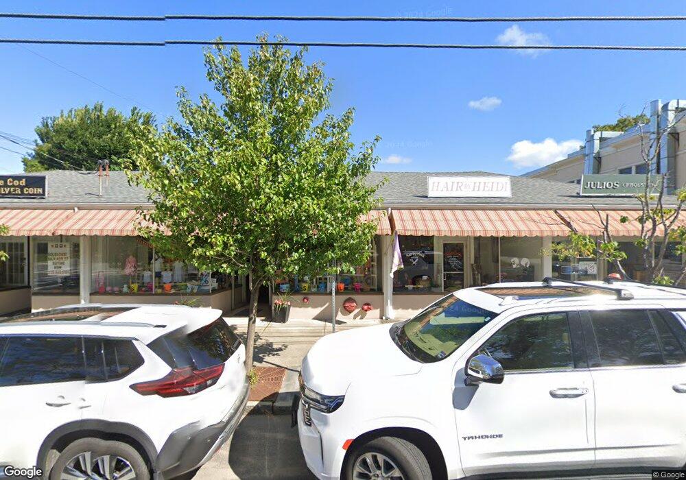 426 Main St, Falmouth, MA 02540 - photo 1