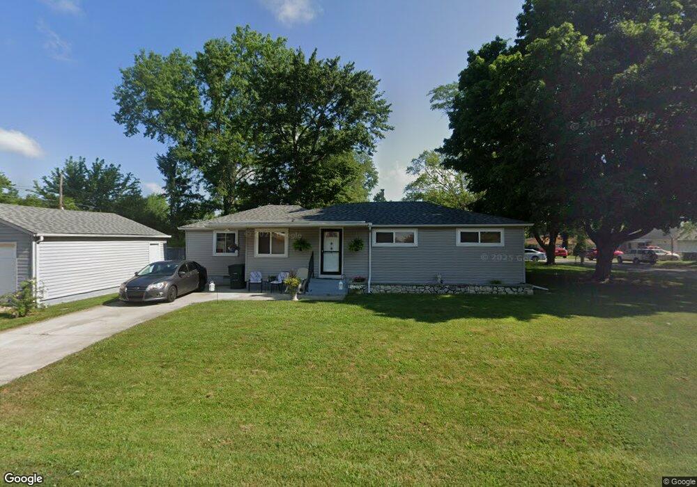 800 W Berkley Ave, Muncie, IN 47304 - photo 1