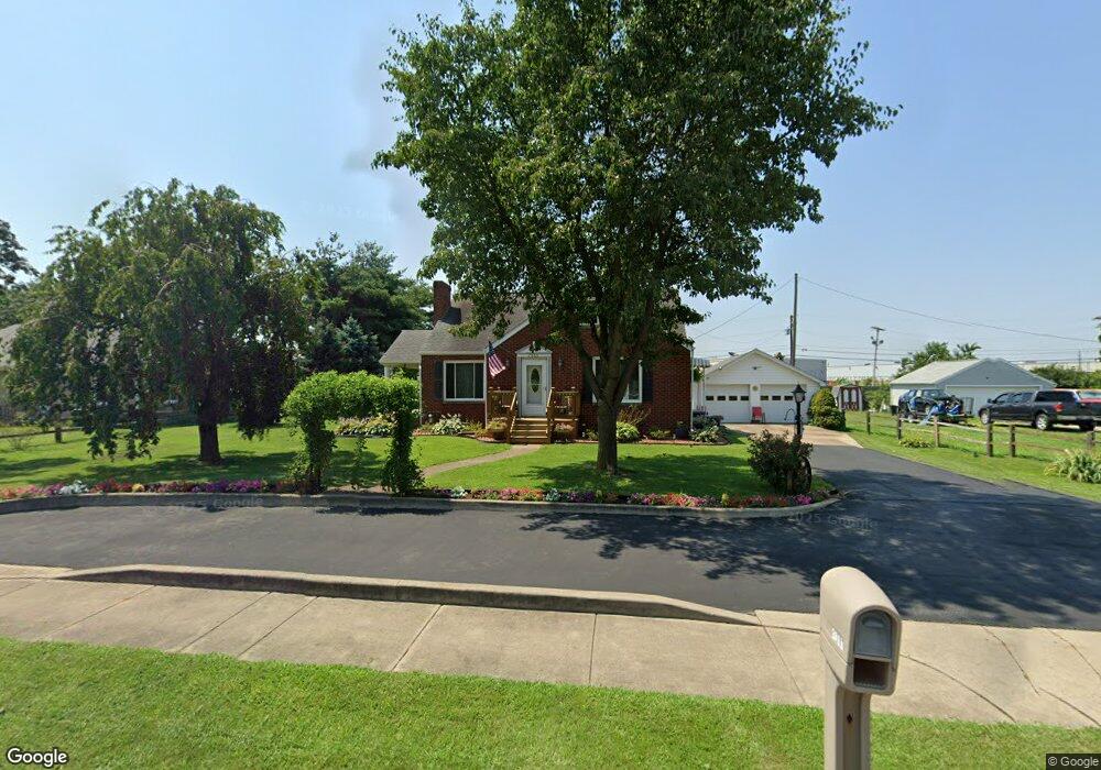 2805 State St, Columbus, IN 47201 - photo 1