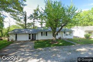 211 E Teak St, Thayer, IL 62689