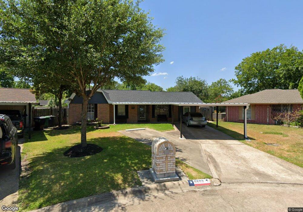 8803 Hillsgrove Ct, Houston, TX 77088 - photo 1