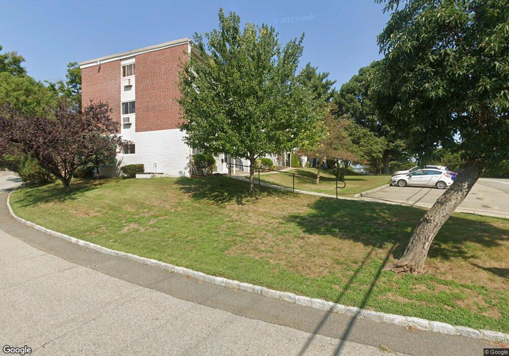 24 Springvale Rd unit 24 M, Croton On Hudson, NY 10520 - photo 1