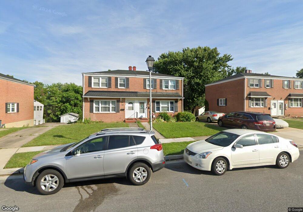 917 Grovehill Rd, Halethorpe, MD 21227 - photo 1