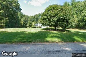 27 Parkhurst St, Dunstable, MA 01827