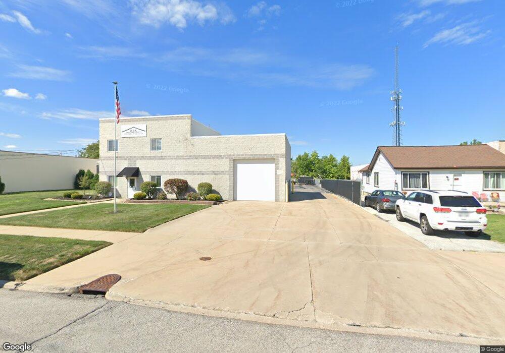 4964 Campbell Rd, Willoughby, OH 44094 - photo 1