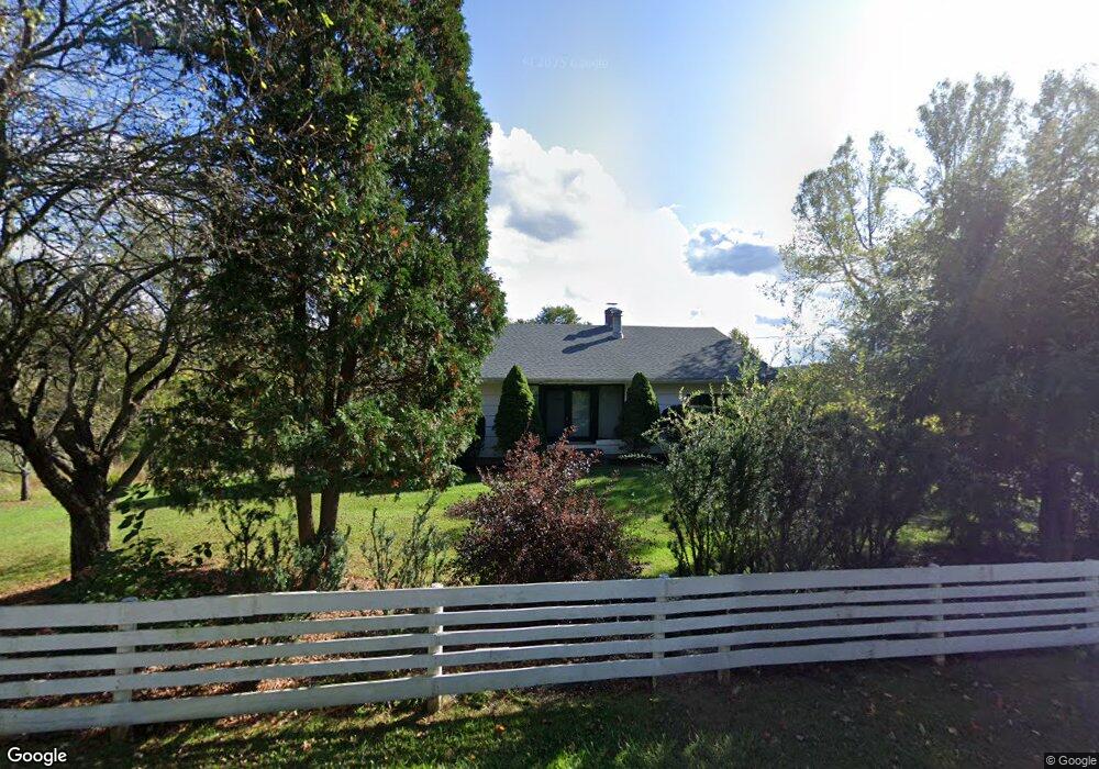 34 Main Rd, Great Barrington, MA 01230 - photo 1