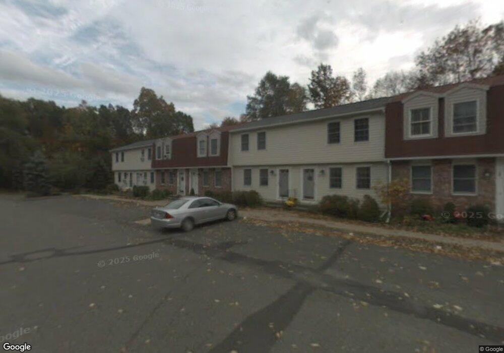 266 Grove St unit 24, Northampton, MA 01060 - photo 1