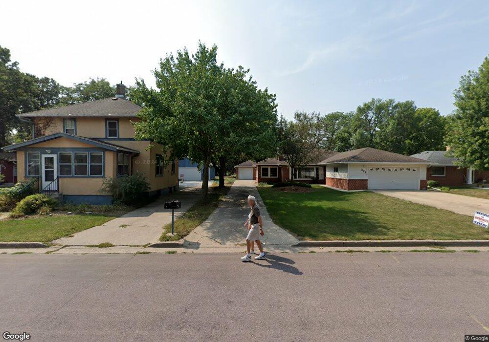 326 S Highland Ave, New Ulm, MN 56073 - photo 1