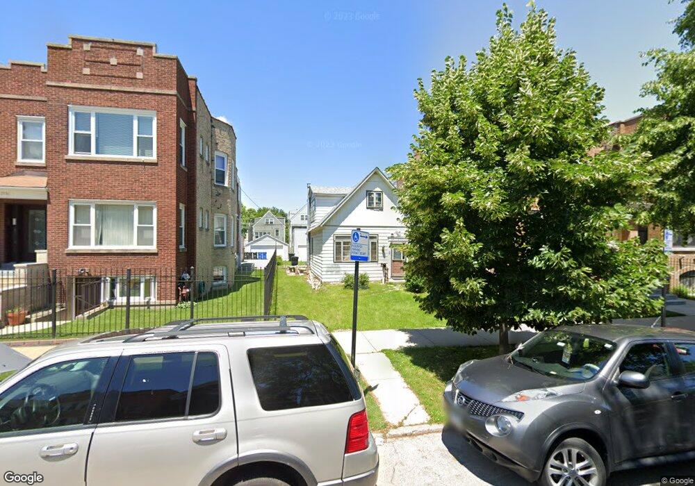 2942 N Gresham Ave, Chicago, IL 60618 - photo 1