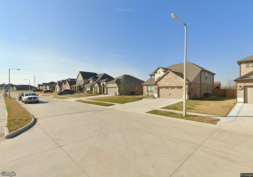 435 Lake Line Dr, Alvin, TX 77511 - photo 1