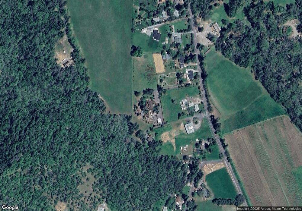 9255 Old Stage Rd, Central Point, OR 97502 - photo 1