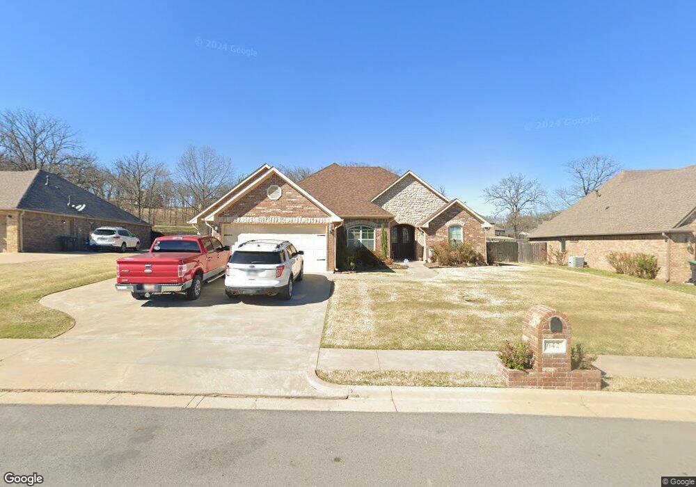 642 Kingston Place, Tahlequah, OK 74464 - photo 1