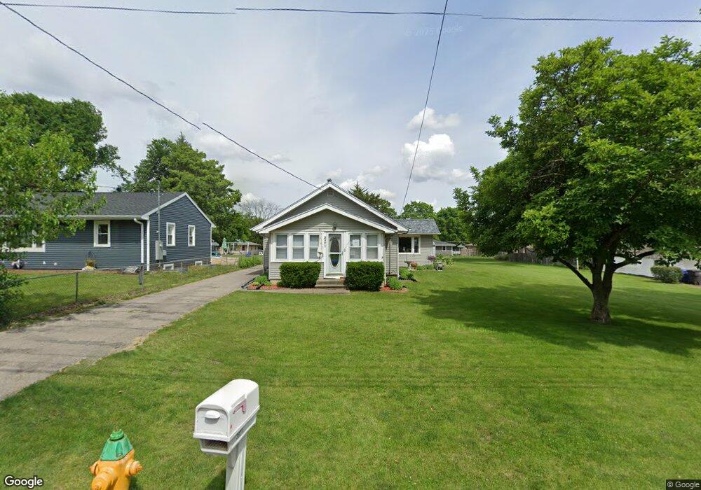 3921 E 25th St, Des Moines, IA 50317 - photo 1