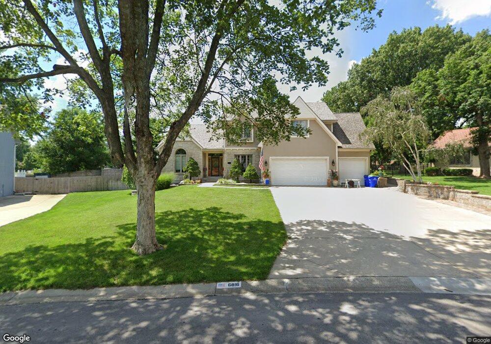 6816 Bluejacket St, Shawnee, KS 66203 - photo 1