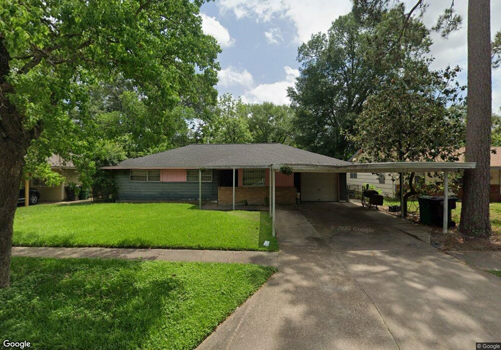 7726 Rhobell St, Houston, TX 77016 - photo 1